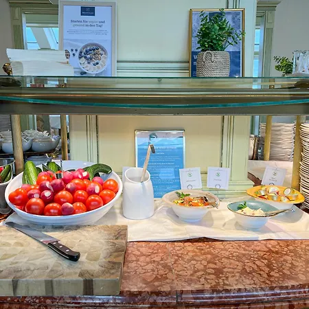 Rugard Thermal Strandhotel Отель Остзебад Бинц