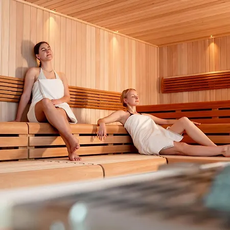 Rugard Thermal Strandhotel Otel 4*