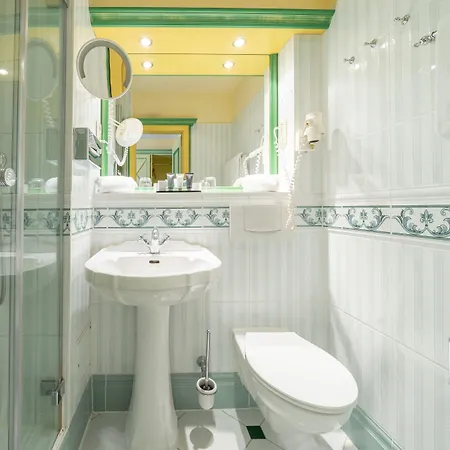 Hotel Rugard Thermal Strandhotel