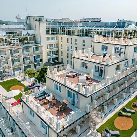 Hotel Rugard Thermal Strandhotel