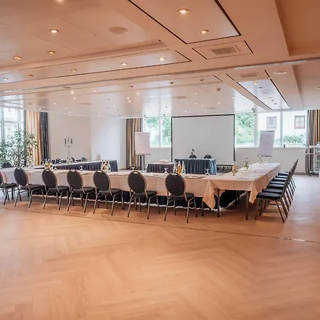 Отель Rugard Thermal Strandhotel