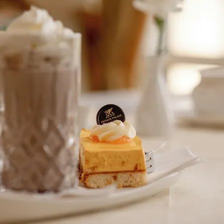 ホテル Rugard Thermal Strandhotel