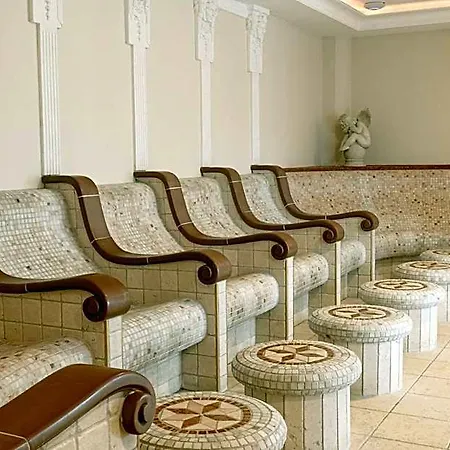 Hotel Rugard Thermal Strandhotel 4*