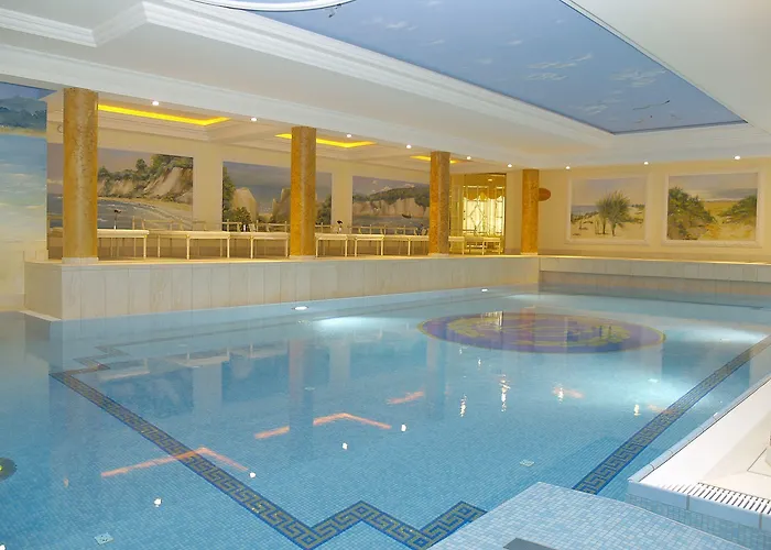 Rugard Thermal Strandhotel 4* בינץ